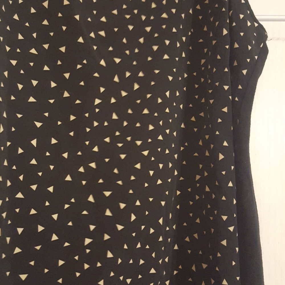 Geometric Pattern Tank Top - Picture 2 of 5